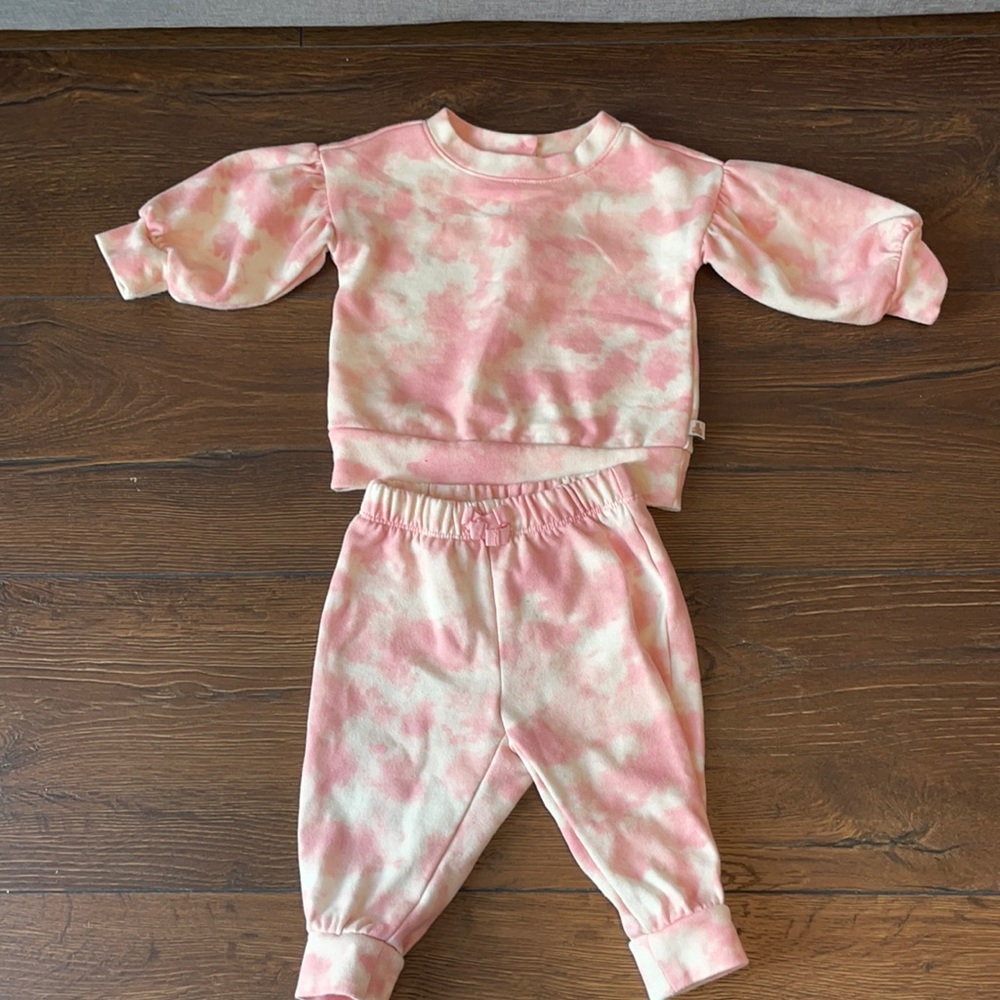 Baby gap pink & white tie dye set with balloon sleeves